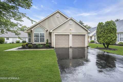 2684 Rockport Lane, Toms River, NJ 08755