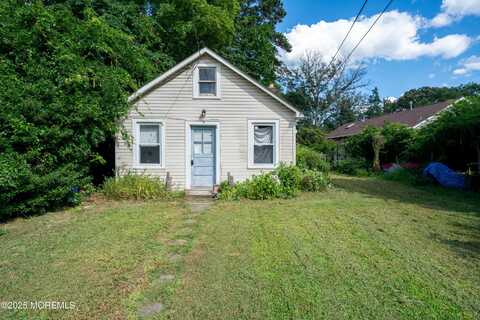 3 Highland Avenue, Island Heights, NJ 08732