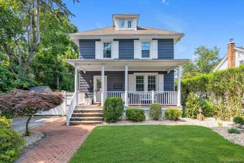 76 Cherry Street, Locust Valley, NY 11560