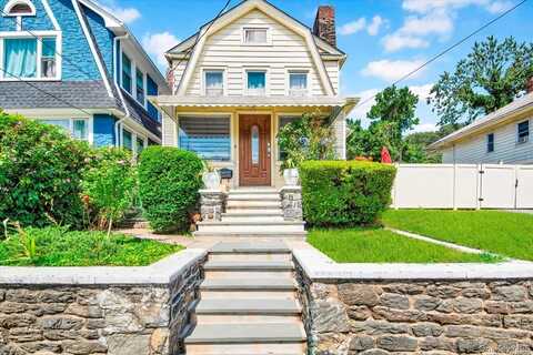 81 Beechwood Avenue, Mount Vernon, NY 10553