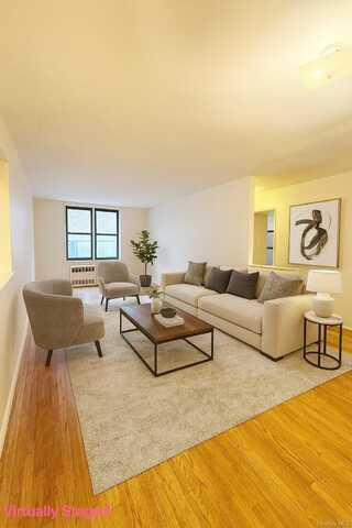 13950 35 Avenue, Flushing, NY 11354