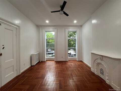 189 Gates Avenue, Brooklyn, NY 11238