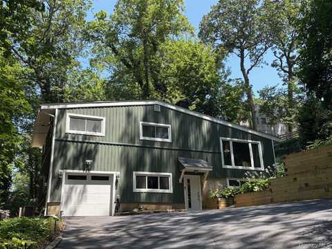 409 Adams Street, Centerport, NY 11721