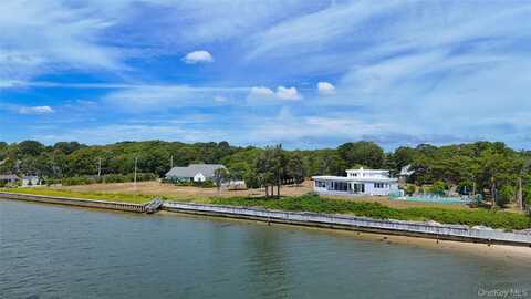 undefined, Hampton Bays, NY 11937