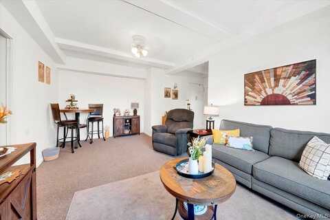 1595 Metropolitan Avenue, Bronx, NY 10462