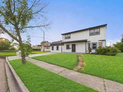 49 Griddle Lane, Levittown, NY 11756