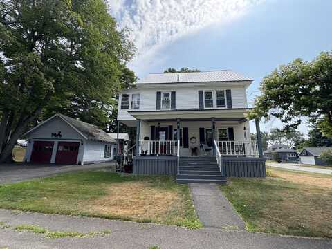 27 Birch Street, East Millinocket, ME 04430