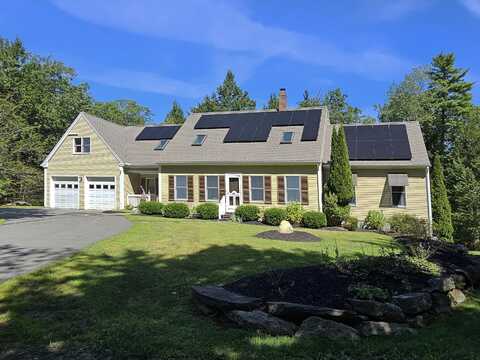52 Woods Lane, Damariscotta, ME 04543