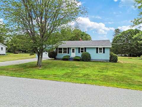 62 Fletcher Road, Auburn, ME 04210