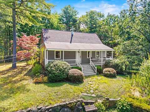 4 Mountain Road, South Berwick, ME 03908