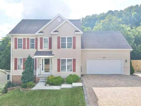 501 Brandon Drive, BLUEFIELD, VA 24605