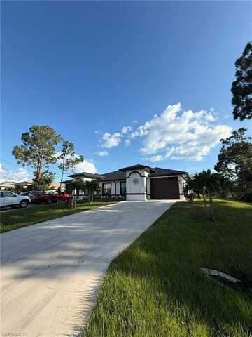 4511 22nd, LEHIGH ACRES, FL 33973
