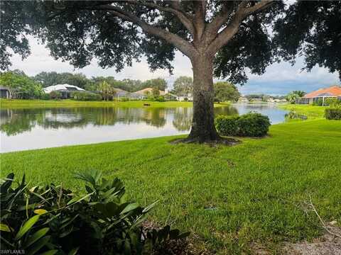 57 Silver Oaks, NAPLES, FL 34119