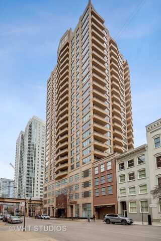 200 N Jefferson Street, Chicago, IL 60661