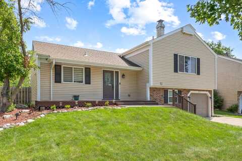 811 S Sheridan Drive, Bartlett, IL 60103