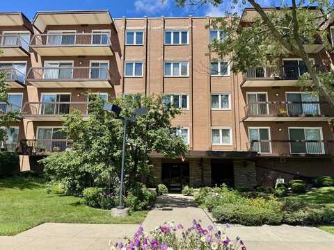 8100 W Foster Lane, Niles, IL 60714