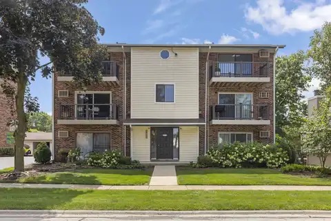 2713 Northcreek Drive, Woodridge, IL 60517