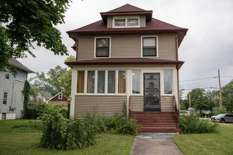 400 S 7th Avenue, Maywood, IL 60153