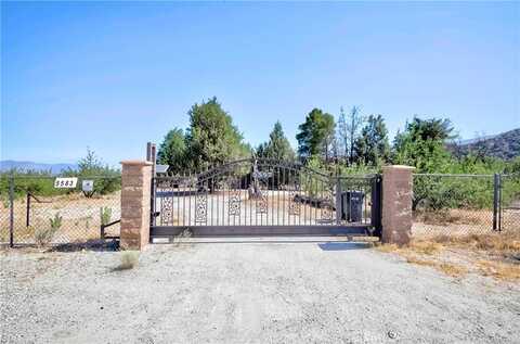 5597 Hess Road, Phelan, CA 92371