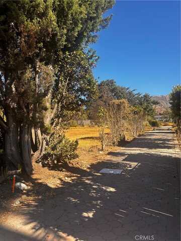 1201 E Altadena Drive, Altadena, CA 91001