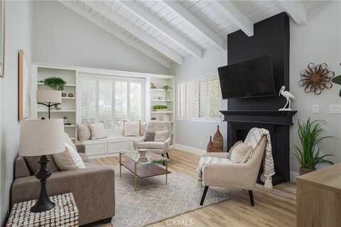 9 Sandflower Court, Newport Beach, CA 92663