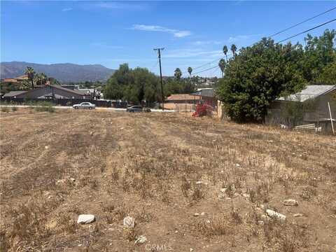 110 N Chestnut Street, Lake Elsinore, CA 92530