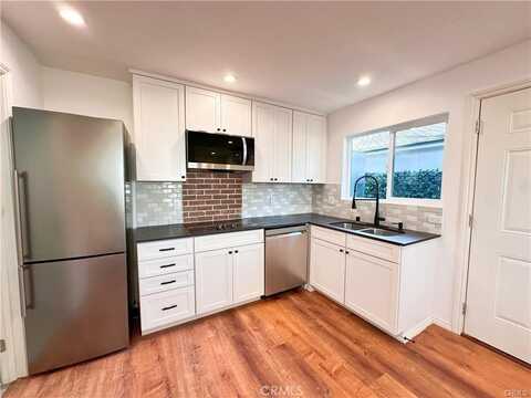 17814 W Hemmingway Street, Reseda, CA 91335