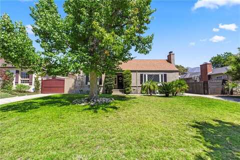 2205 Las Lunas Street, Pasadena, CA 91107