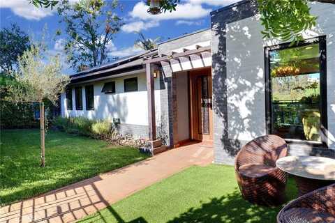 182 Denslow Avenue, Los Angeles, CA 90049