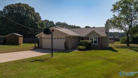 212 S Elton Circle NW, Meridianville, AL 35759