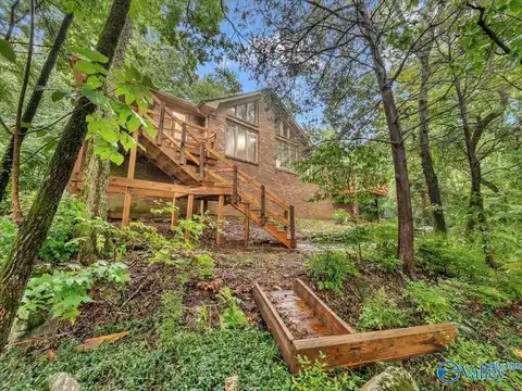 7811 Smoke Rise Road SE, Huntsville, AL 35802