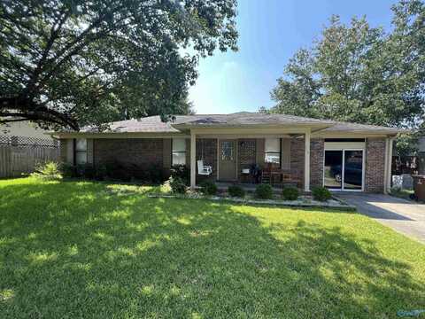 820 Mitwede Street SW, Hartselle, AL 35640