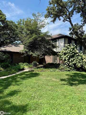 2822 Country Club Drive, Atlantic, IA 50022