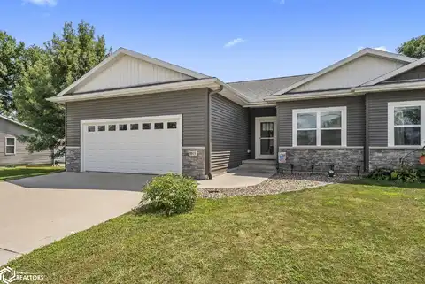 1015 E Adams Street, Washington, IA 52353