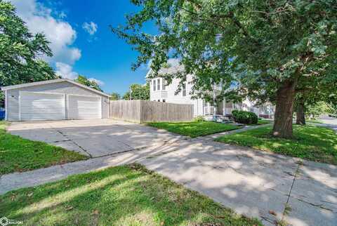 415 2nd Street, Boone, IA 50036