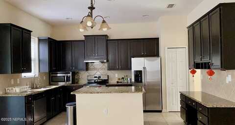 300 CANDLEBARK Drive, Jacksonville, FL 32225