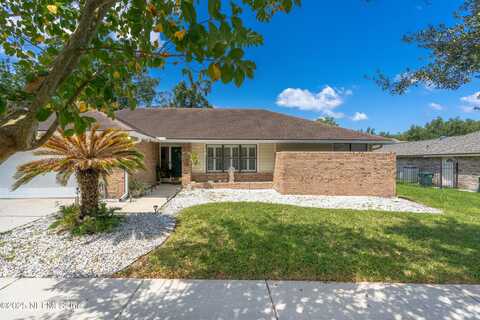 9134 BARNSTAPLE Lane, Jacksonville, FL 32257