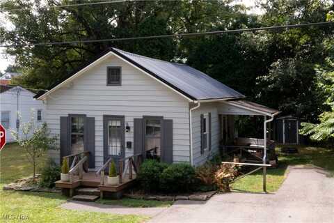 31 2nd Street, Poland, OH 44514