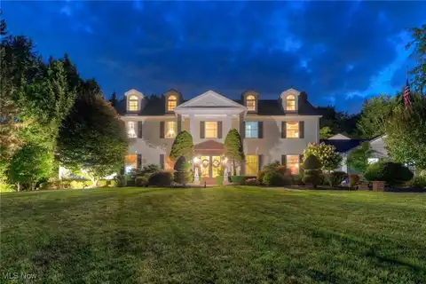13044 Coachman Drive, Chardon, OH 44024