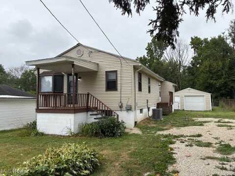 1896 Ronald Road, Akron, OH 44312
