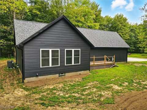 4361 Middle Road, Conneaut, OH 44030