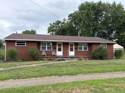 608 Schneider Street SE, North Canton, OH 44720