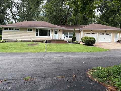 7311 Freeman Lane, Huron, OH 44839