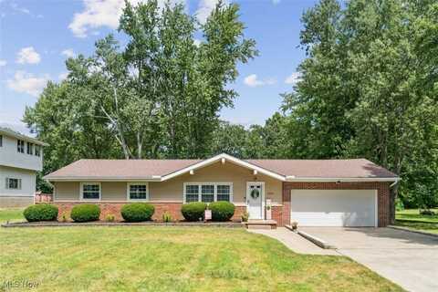 2087 Lake Road, Akron, OH 44312