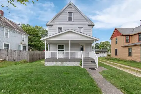 353 S Prospect Street, Medina, OH 44256