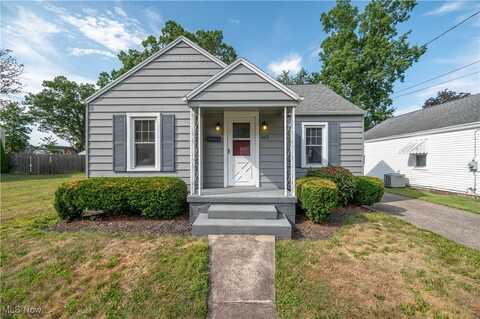 163 Omar Street, Struthers, OH 44471