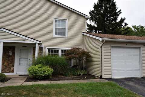 3093 Ivy Hill Circle, Cortland, OH 44410