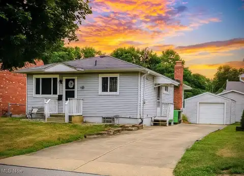 649 E Hopocan Avenue, Barberton, OH 44203