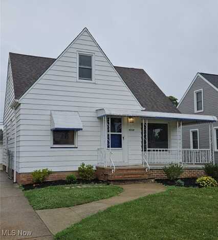 6006 Forest Avenue, Parma, OH 44129