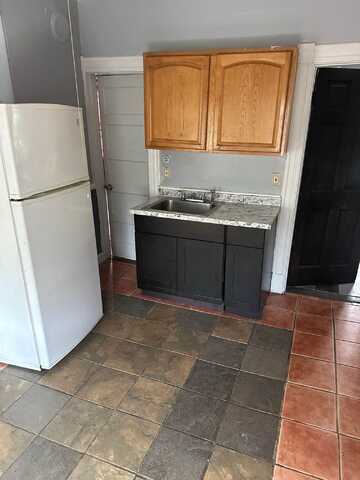2-4 Westland Street, Hartford, CT 06120